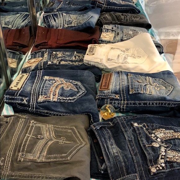 Designer Jeans - Picture 7 of 7